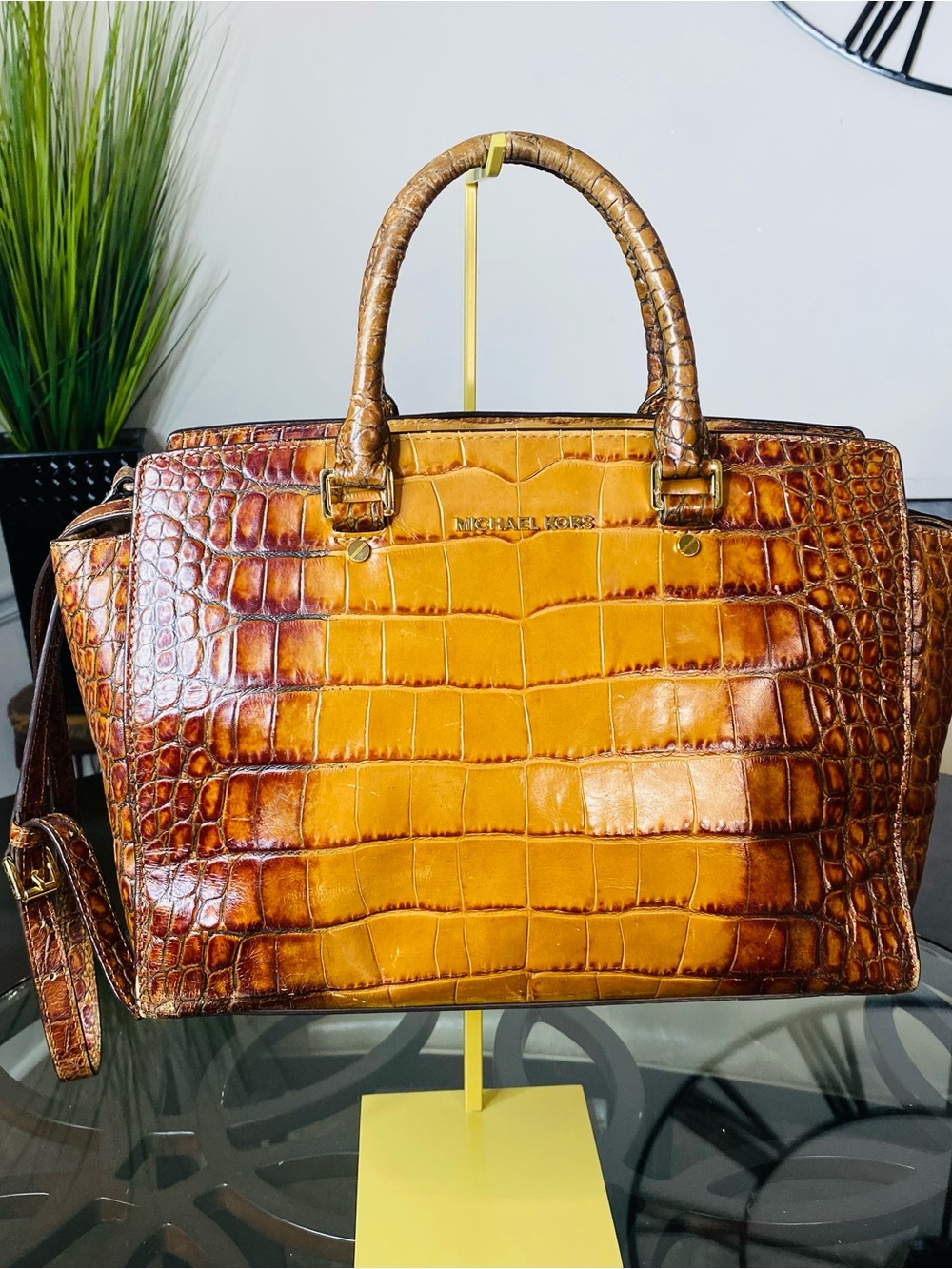 Michael Kors Selma Croc Embossed Leather Satchel Brown Tan Medium